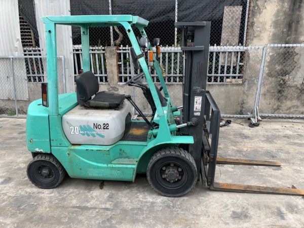 Xe nâng Mitsubishi 2 Tấn Dịch Giá