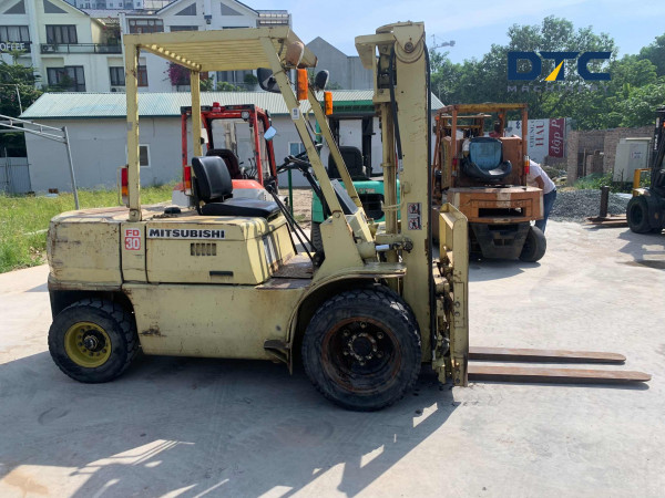 Xe nâng Mitsubishi 3 Tấn Dịch Giá