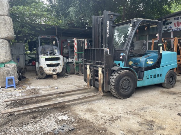 Xe nâng Sumitomo 5 tấn Dịch càng