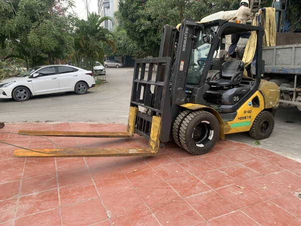 Xe nâng Komatsu FD35-17 Gật Gù