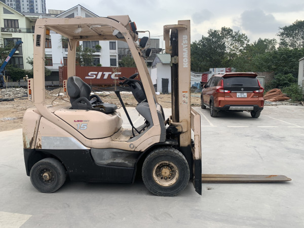 Xe nâng Komatsu 1,5 tấn 